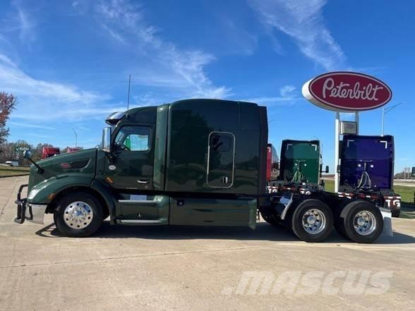 Peterbilt 579 Truck Tractor Units
