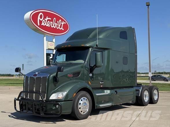 Peterbilt 579 Truck Tractor Units