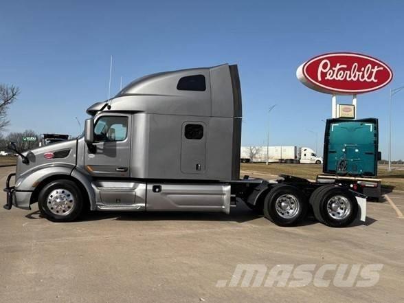 Peterbilt 579 Truck Tractor Units