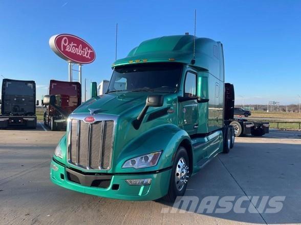 Peterbilt 579 Truck Tractor Units