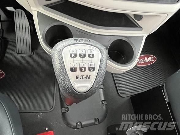 Peterbilt 589 Truck Tractor Units