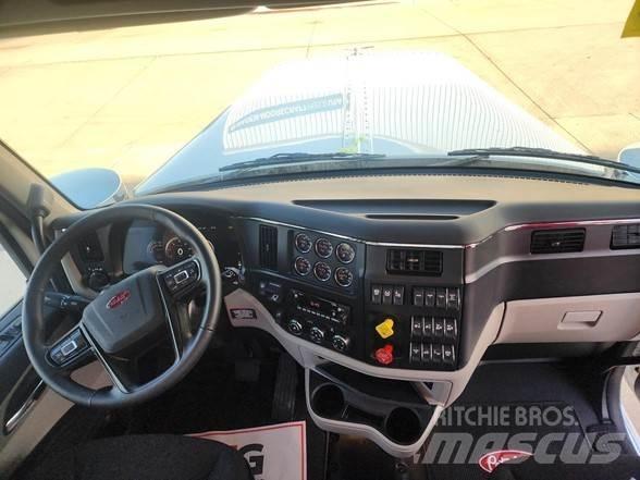 Peterbilt 589 Truck Tractor Units