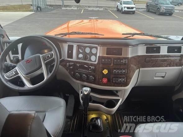 Peterbilt 589 Truck Tractor Units