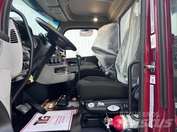 Peterbilt 589 Truck Tractor Units