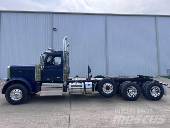 Peterbilt 589 Truck Tractor Units