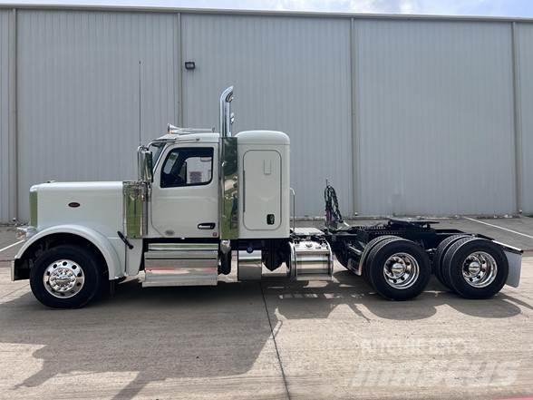 Peterbilt 589 Truck Tractor Units