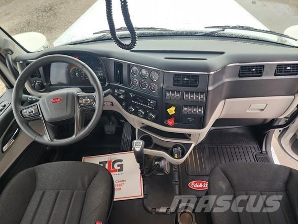 Peterbilt 589 Truck Tractor Units