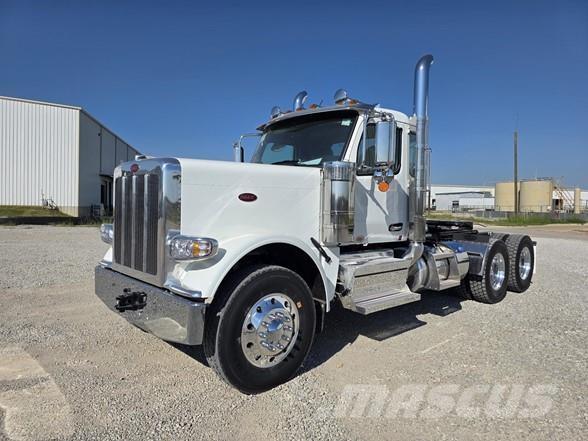 Peterbilt 589 Truck Tractor Units