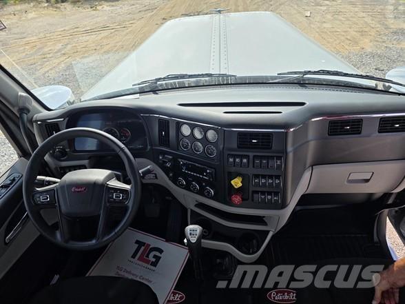 Peterbilt 589 Truck Tractor Units