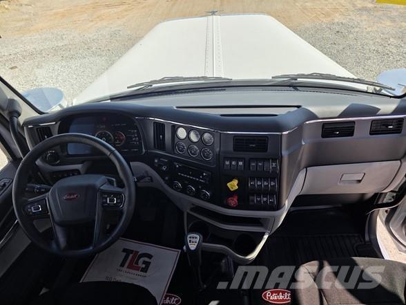 Peterbilt 589 Truck Tractor Units