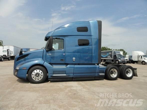 Volvo VNL64T760 Truck Tractor Units