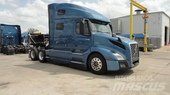 Volvo VNL64T760 Truck Tractor Units