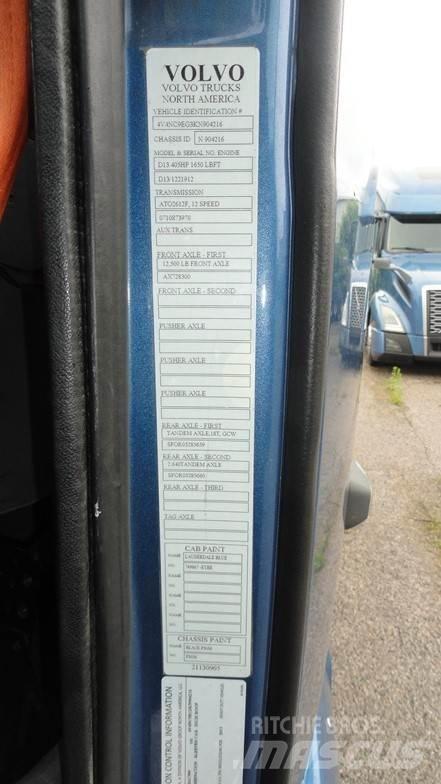 Volvo VNL64T760 Truck Tractor Units