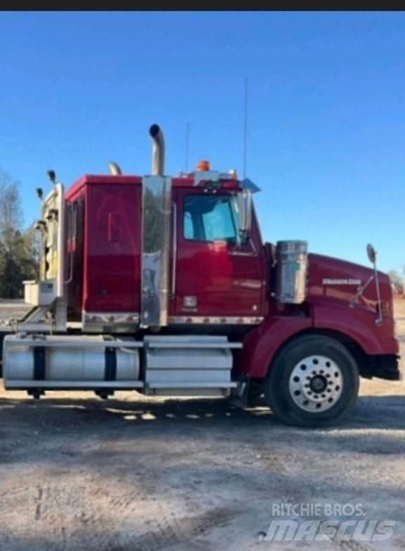 Western Star 4900 Truck Tractor Units