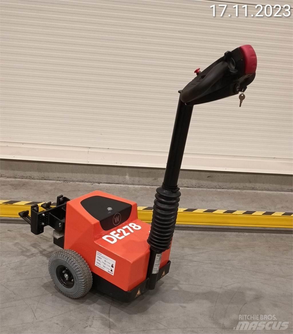 BT TWE100 Towing truck