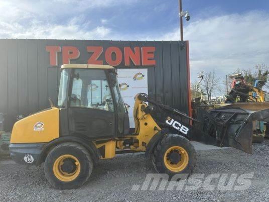 JCB 406 à 23500 € HT Wheel loaders