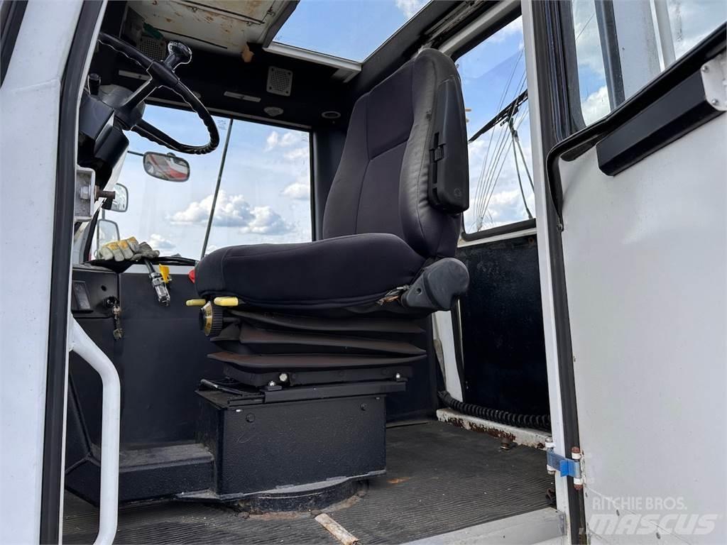 Mafi  Truck Tractor Units
