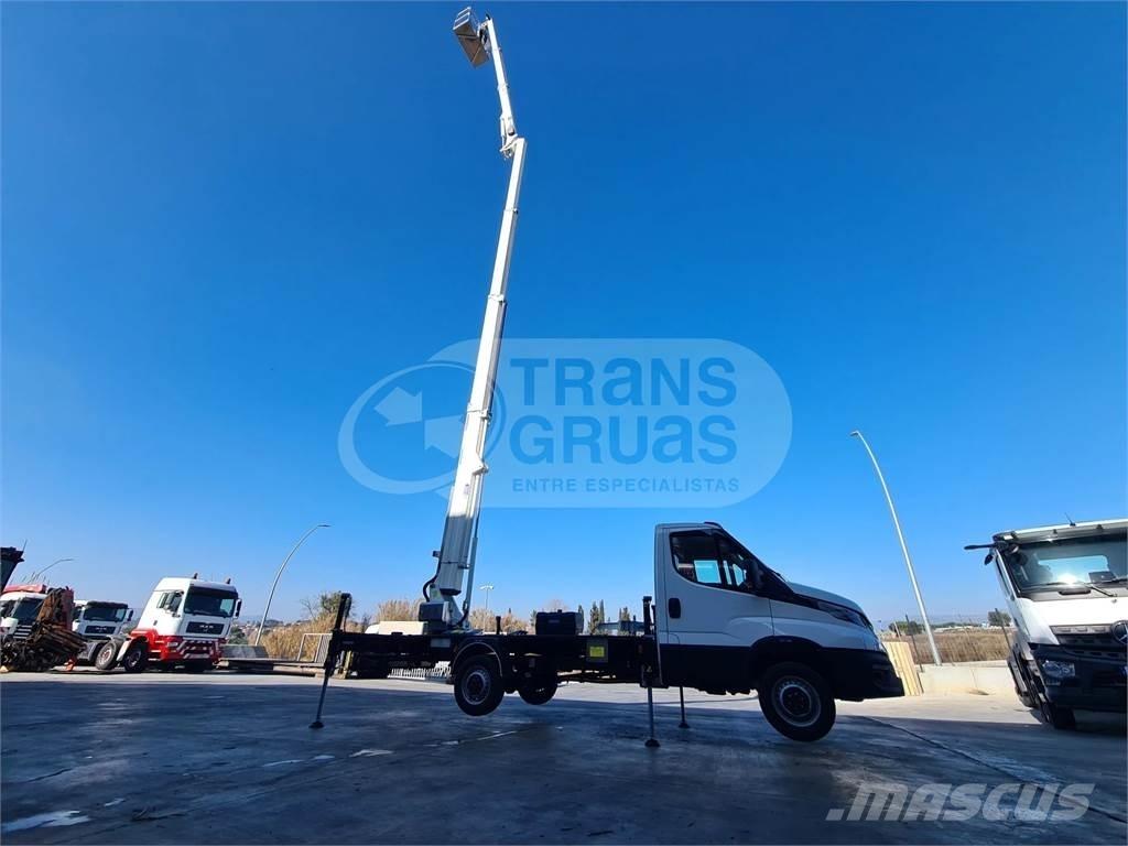 Cela DT Truck 25 Truck mounted aerial platforms