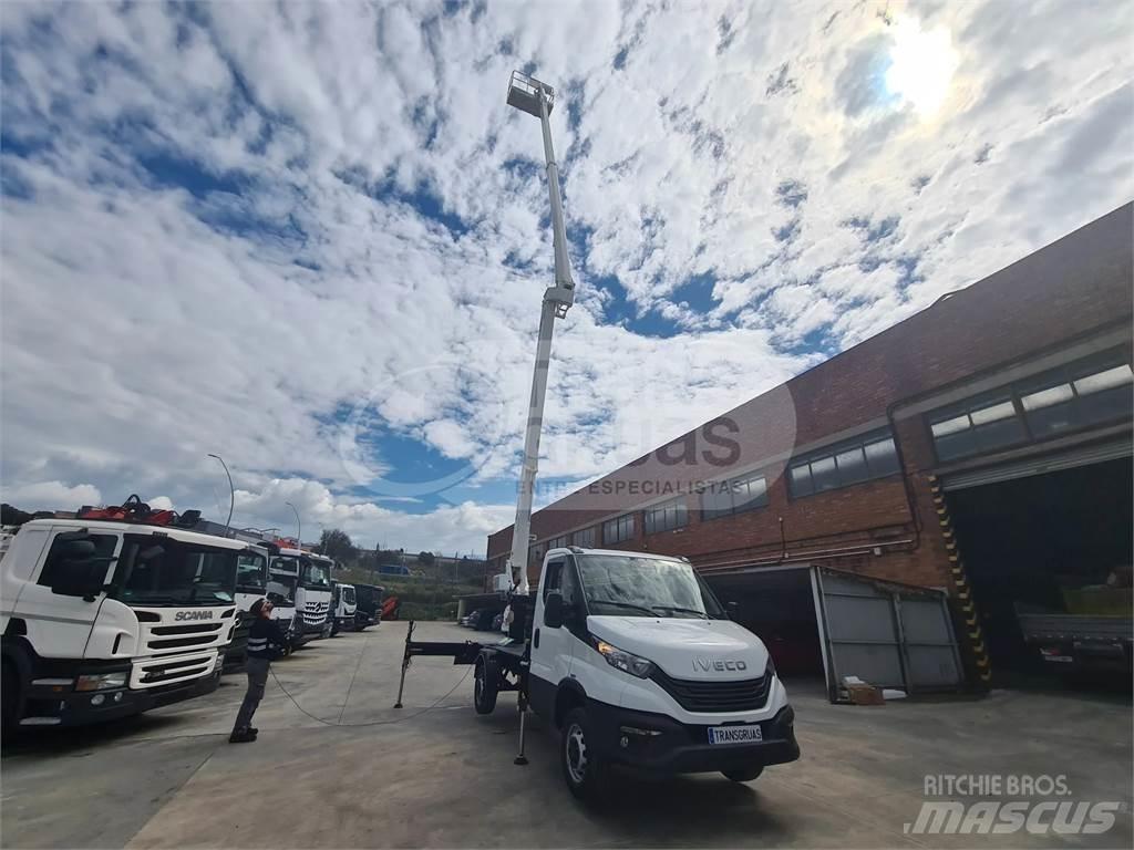 Cela DT Truck 28 FE Truck mounted aerial platforms
