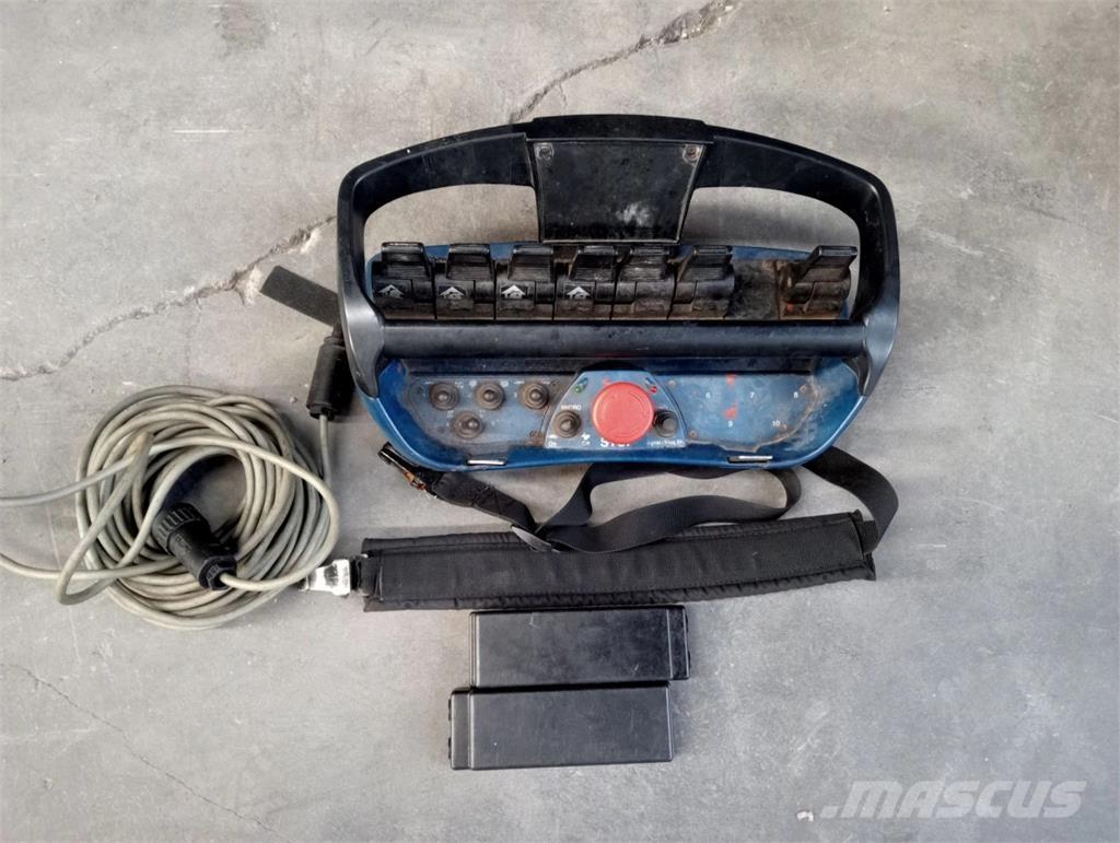 Effer 33600 6S Loader cranes