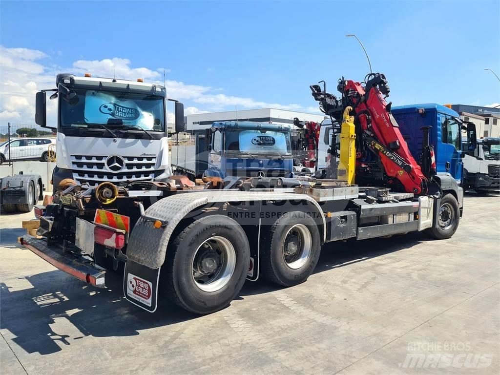 Epsilon M120Z96 Cranes and Loaders