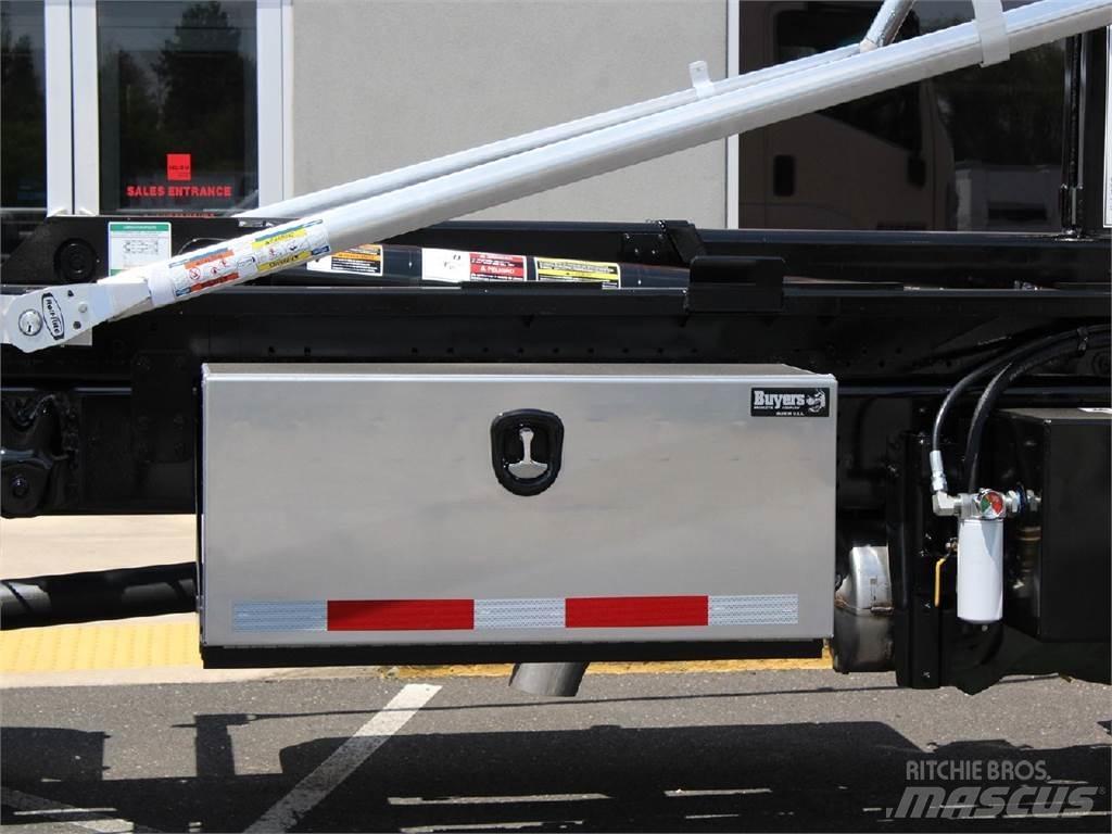 Isuzu FVR Containerframe/Skiploader trucks