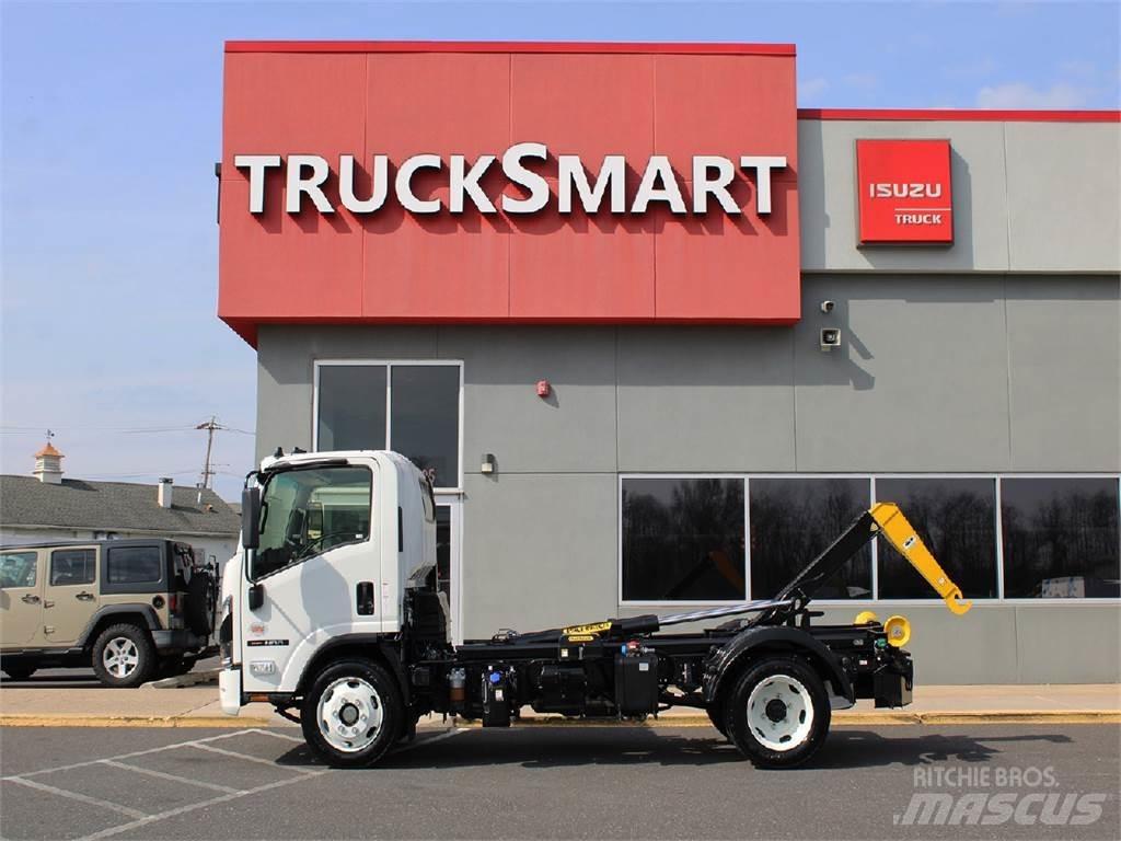 Isuzu NRR Containerframe/Skiploader trucks