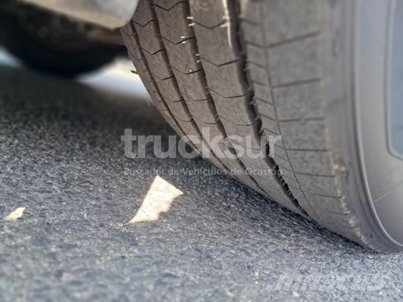 Scania R450 Truck Tractor Units