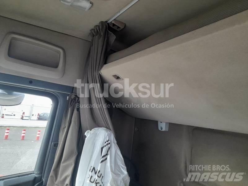 Scania R520 Truck Tractor Units
