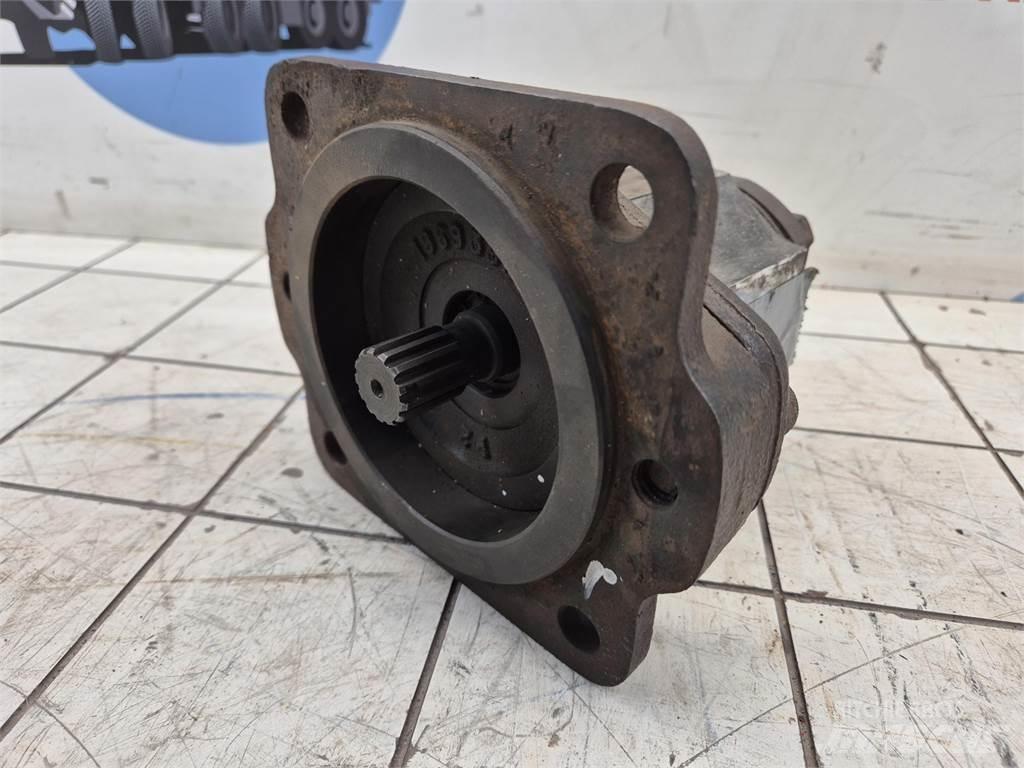  Gear pump Crane spares & accessories