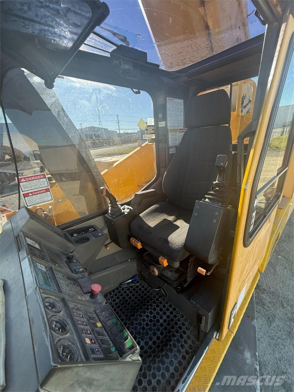 Grove GMK 5200 All terrain cranes