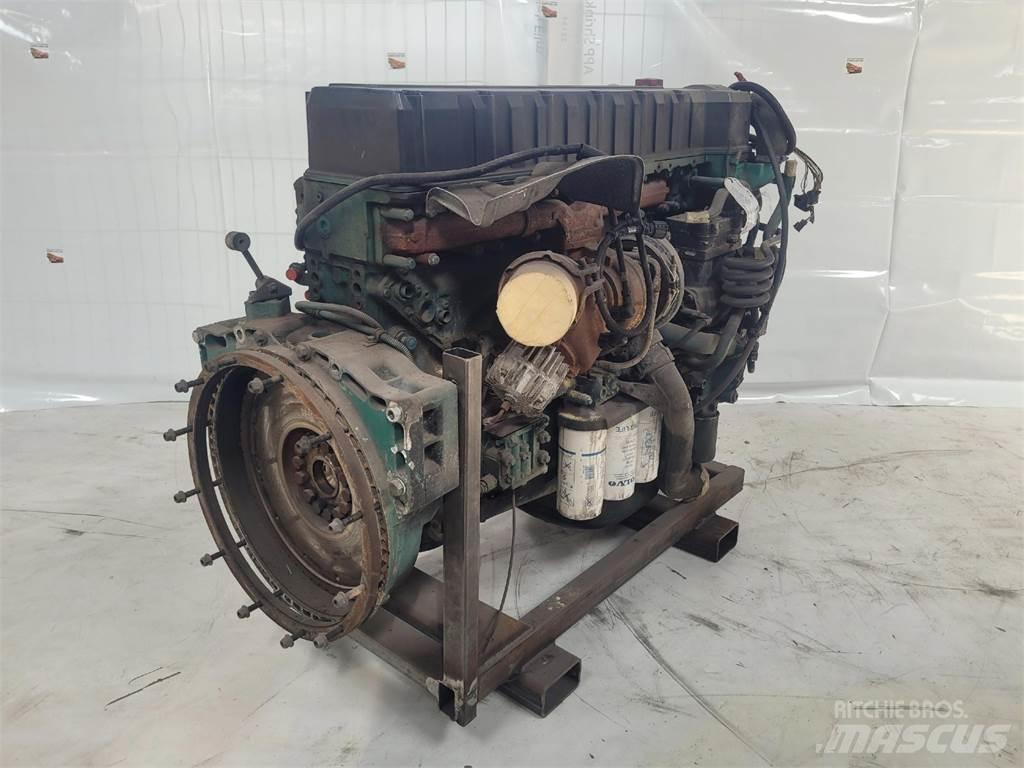 Volvo D12 Engines