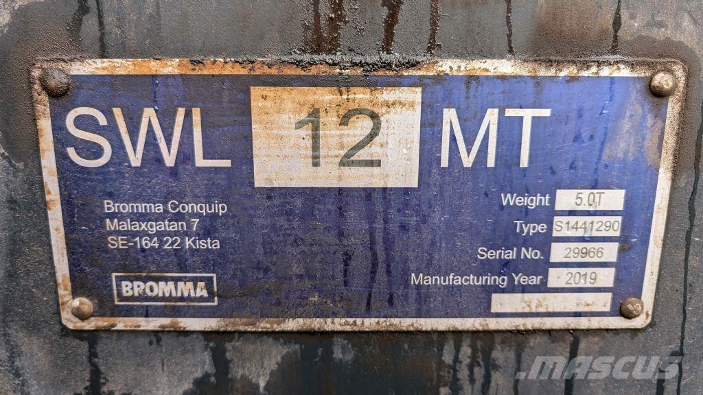 Kalmar DRG100-54S6 Reachstackers