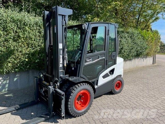 Bobcat D35C-9 Diesel trucks
