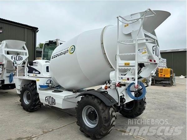 Fiori DB560T Concrete trucks