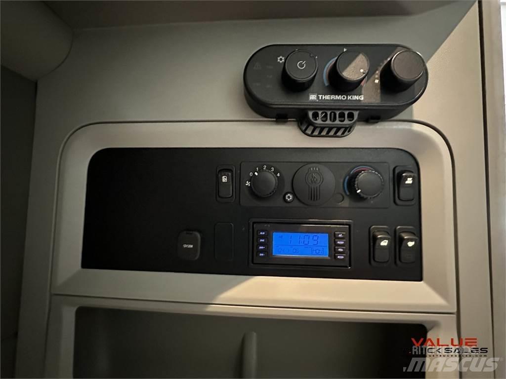 Kenworth T880 Truck Tractor Units