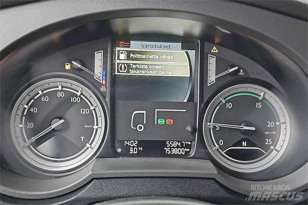 DAF XF 440 Truck Tractor Units