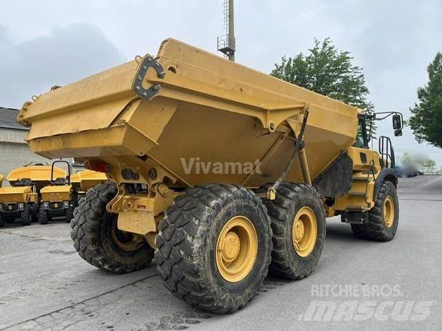 Bell B30E Articulated Haulers