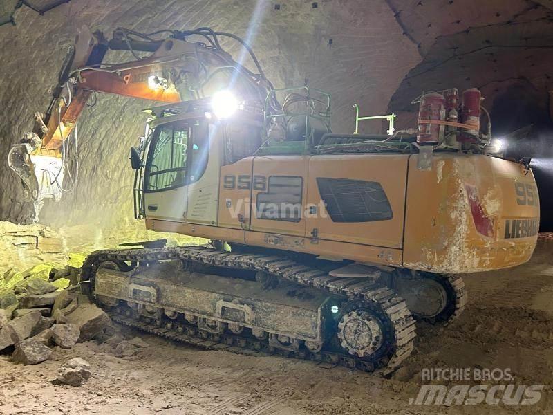 Liebherr R956 Crawler excavators