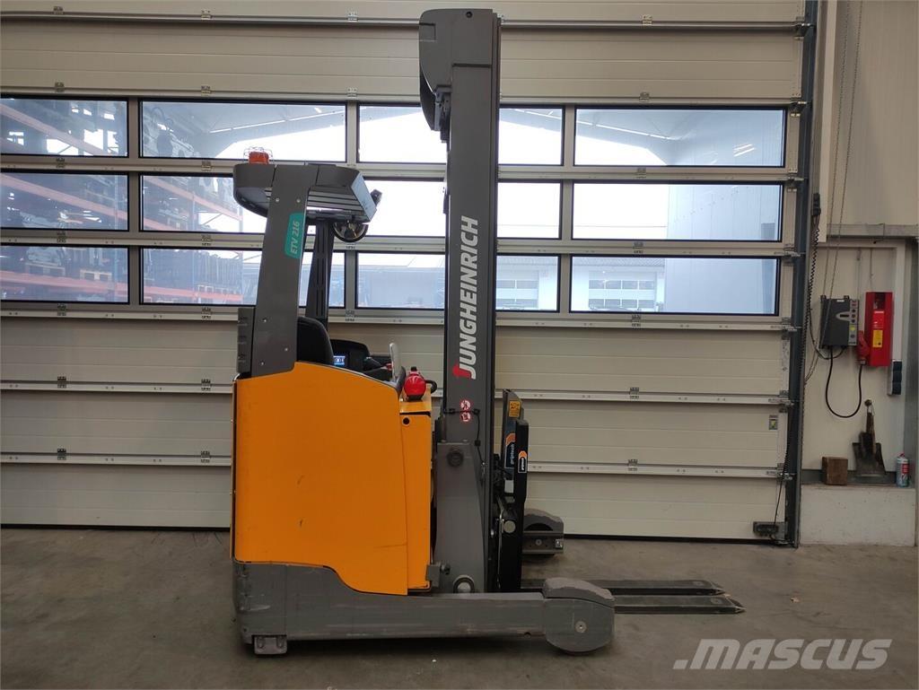 Jungheinrich ETV 216 Reach truck