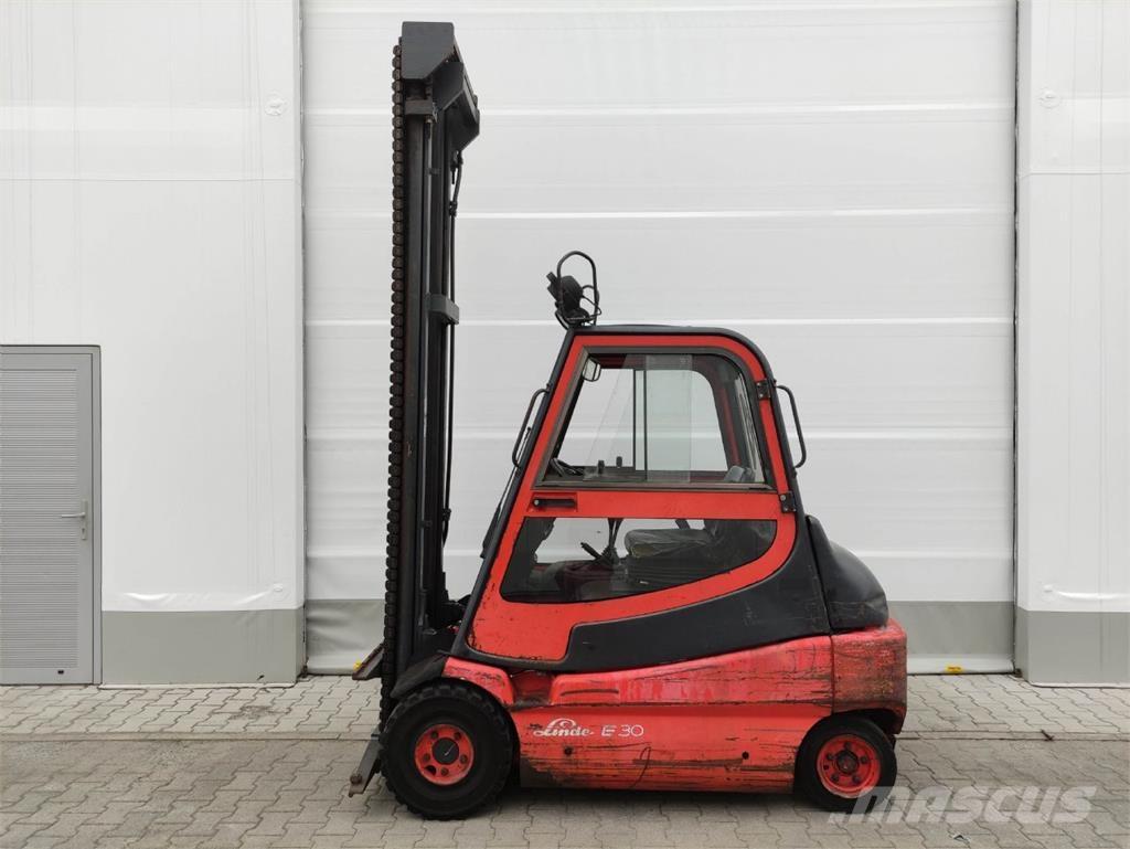 Linde E30-01-336 Electric forklift trucks
