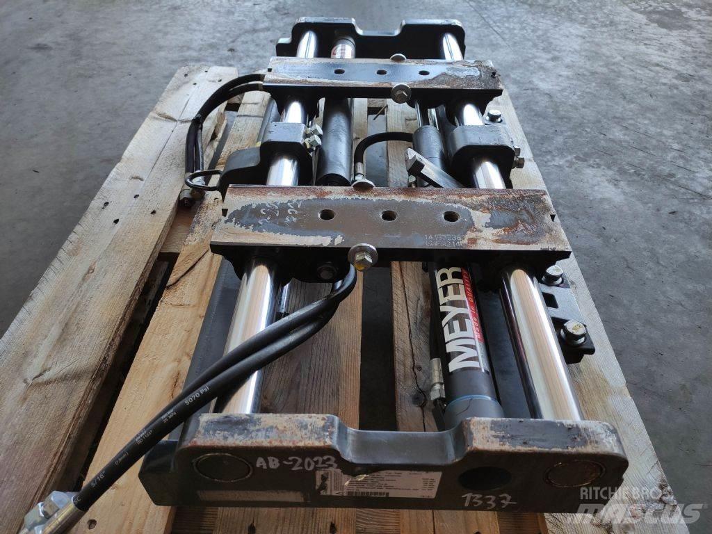 Meyer 6-2604G Others