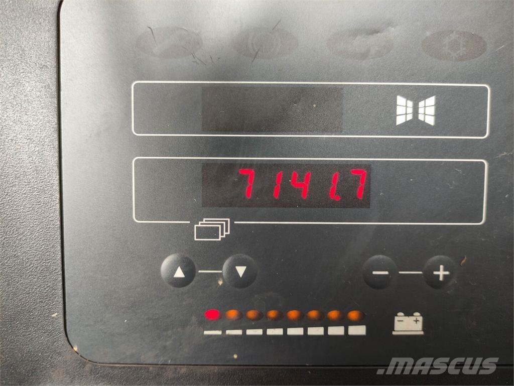 Still FM20 Reach truck