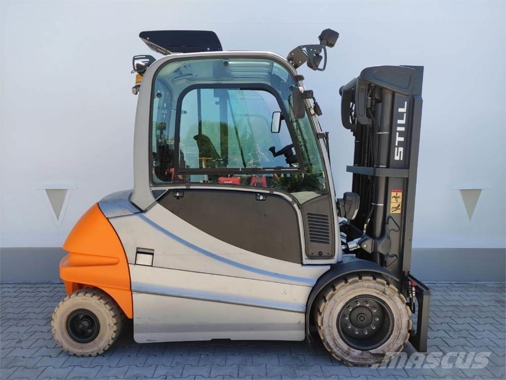 Still RX60-50/600 Electric forklift trucks