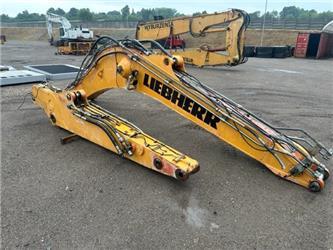 Liebherr R 924 Compact