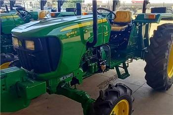 John Deere 5045D MFWD