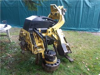 John Deere H480C