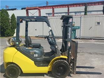 Komatsu FG 25 T-16