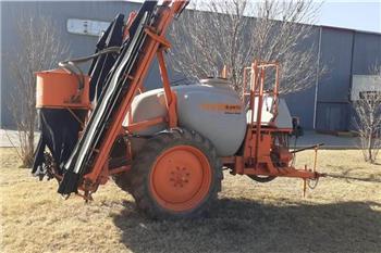 Jacto ADV 2000L SPRAYER