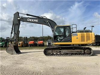 John Deere 210G LC